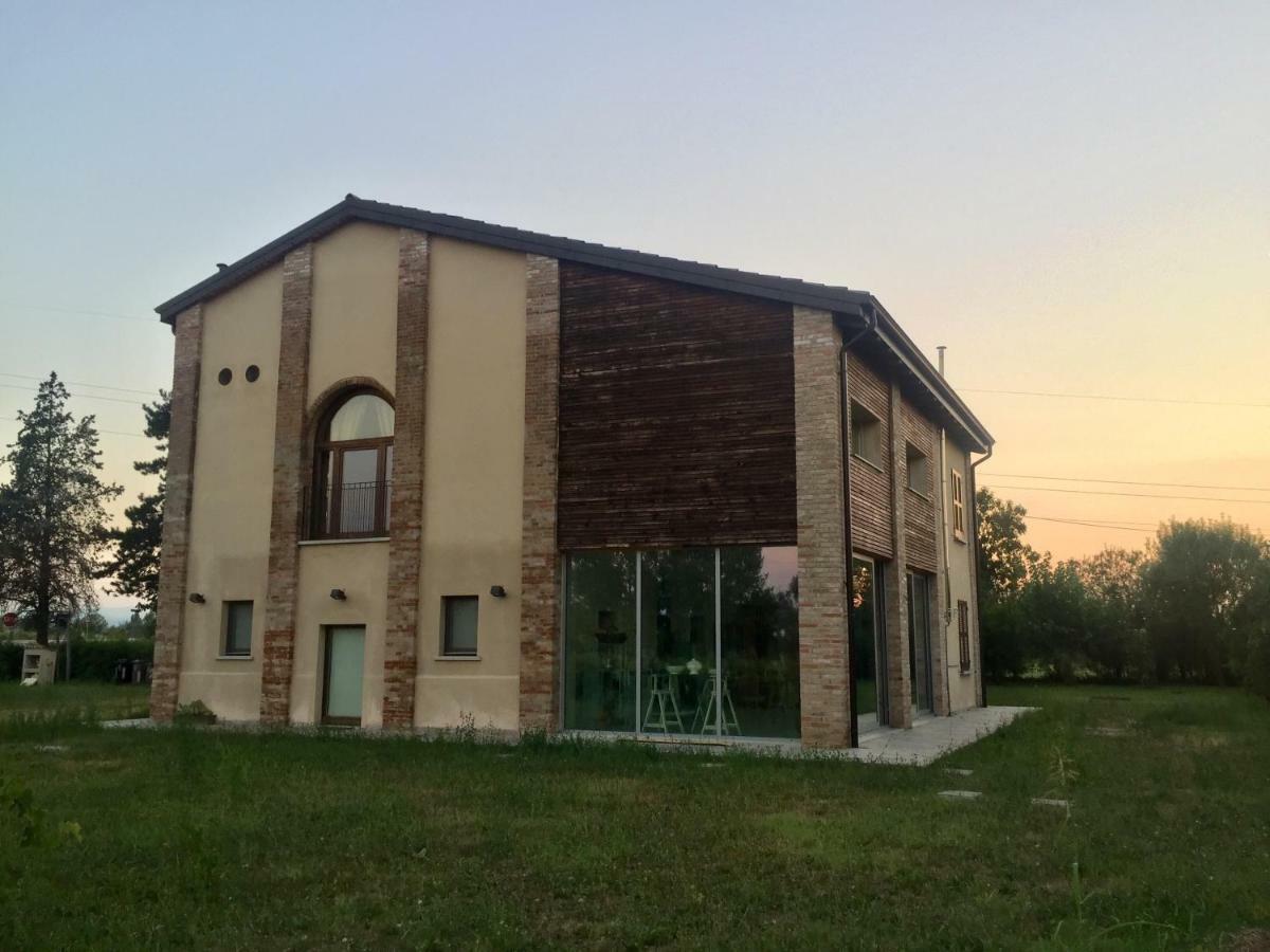 Agriturismo Laterzola 3.0 Fiorenzuola dʼArda Buitenkant foto